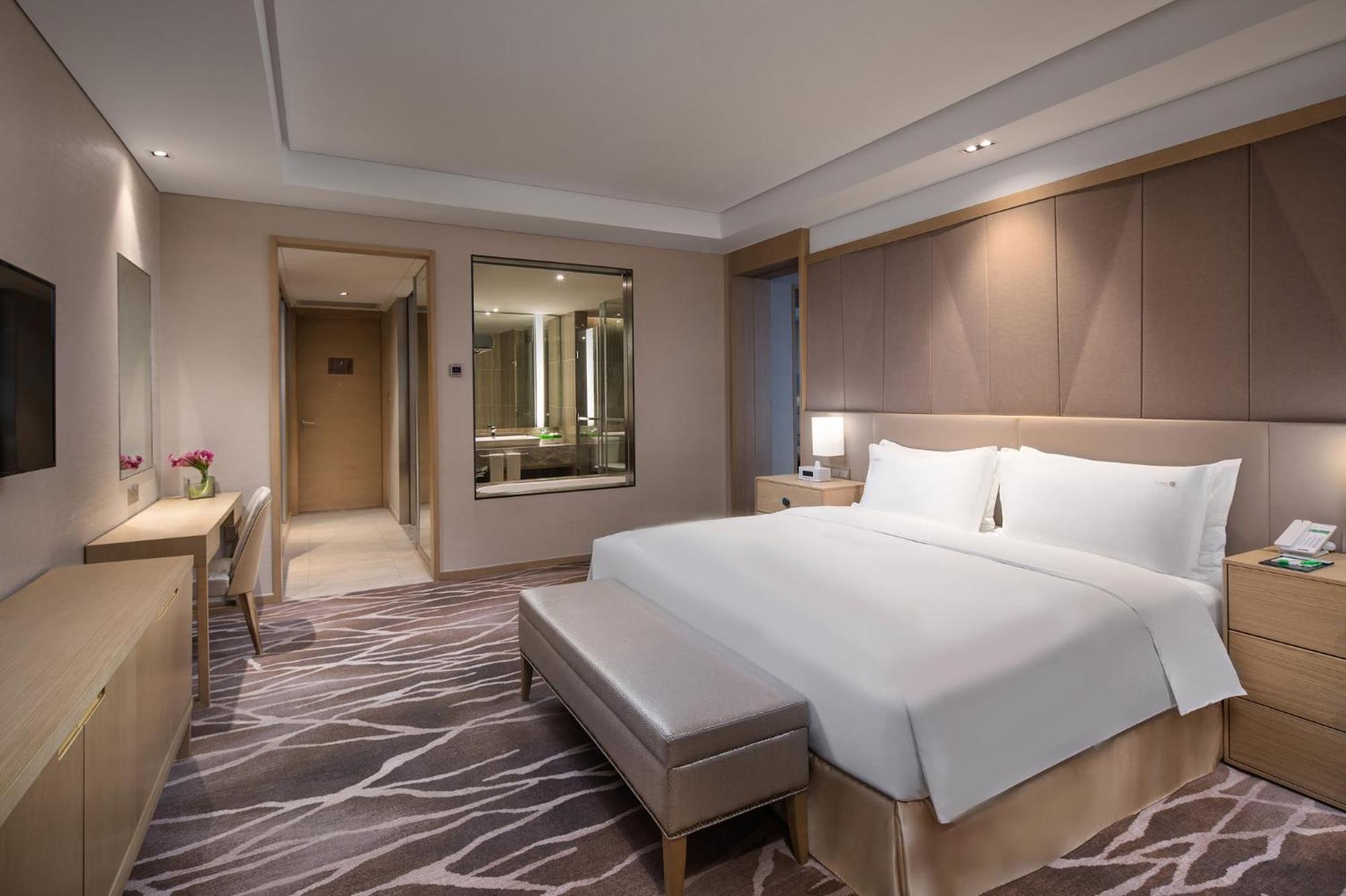 Holiday Inn Wuxi Taihu New City By Ihg Exterior foto